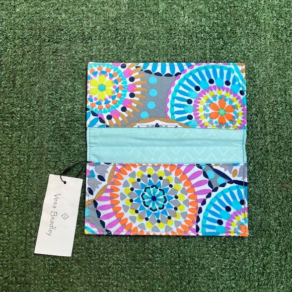 Checkbook cover - Picture 3 of 4